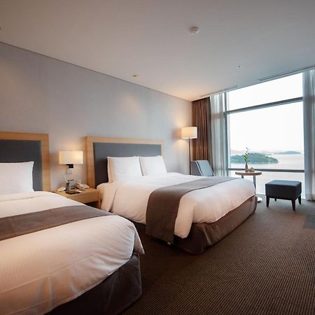Hidden Bay Hotel Yeosu Esterno foto
