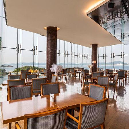 Hidden Bay Hotel Yeosu Esterno foto