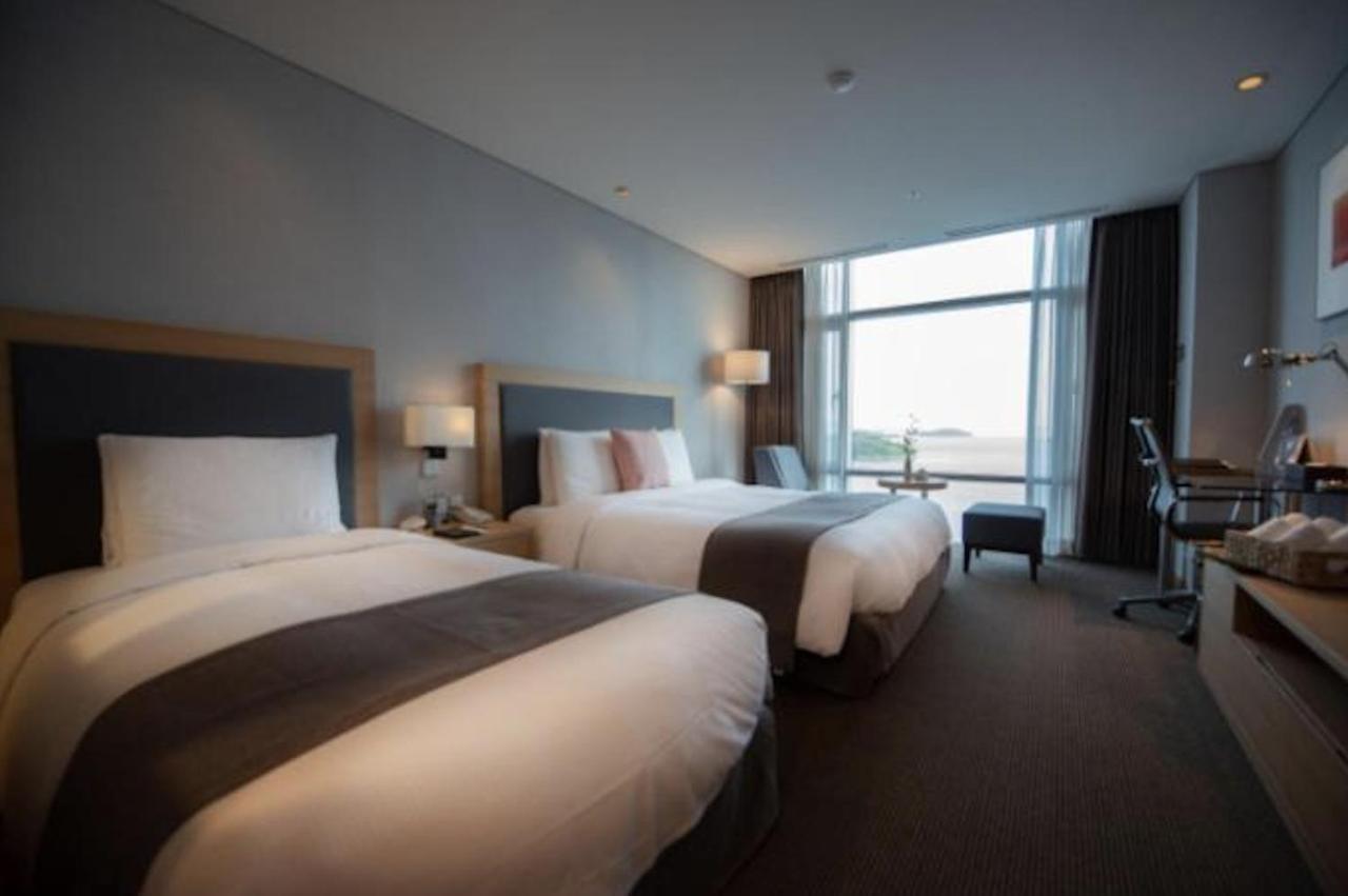 Hidden Bay Hotel Yeosu Esterno foto