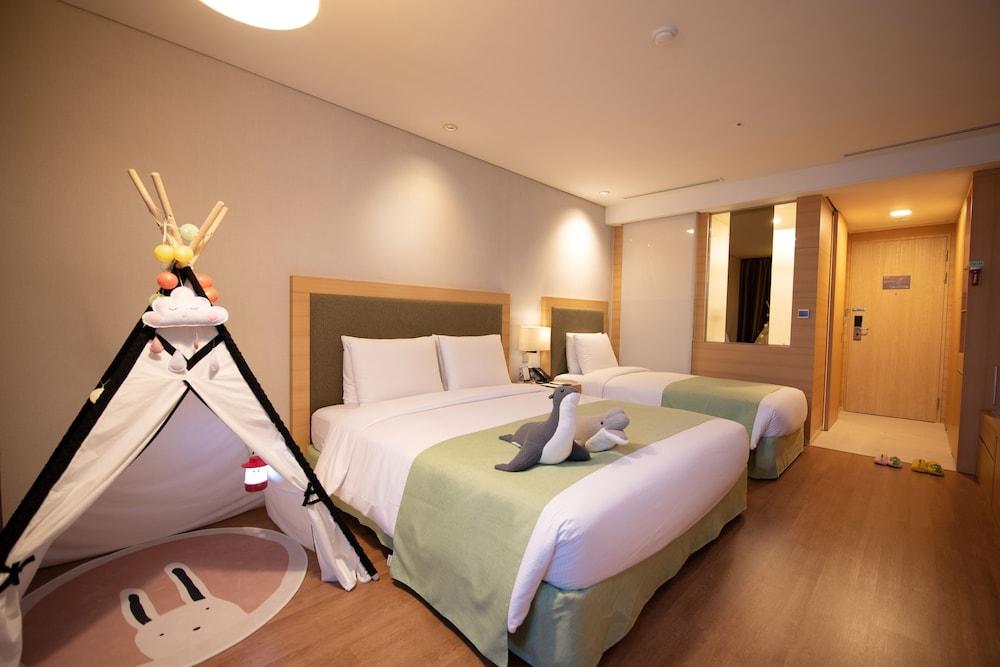 Hidden Bay Hotel Yeosu Esterno foto