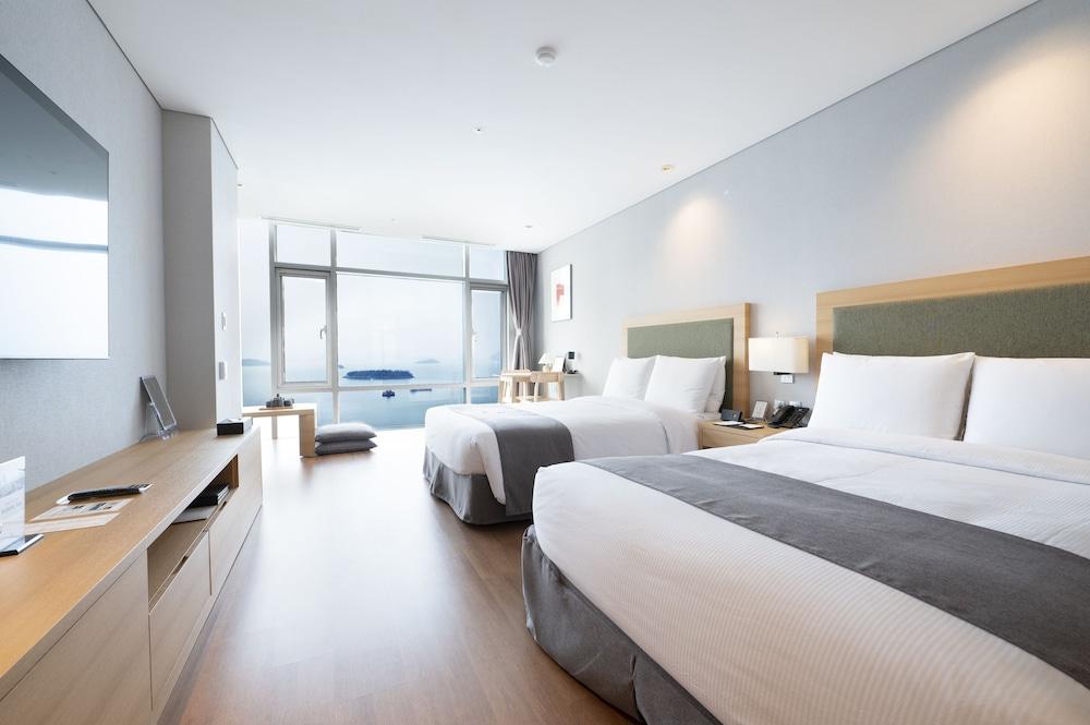 Hidden Bay Hotel Yeosu Esterno foto
