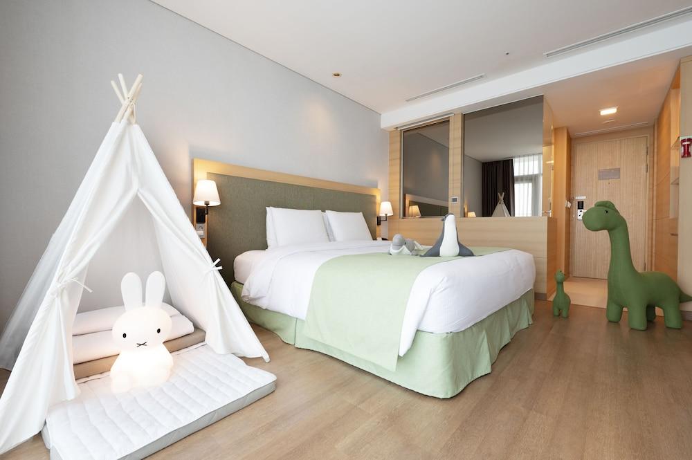 Hidden Bay Hotel Yeosu Esterno foto