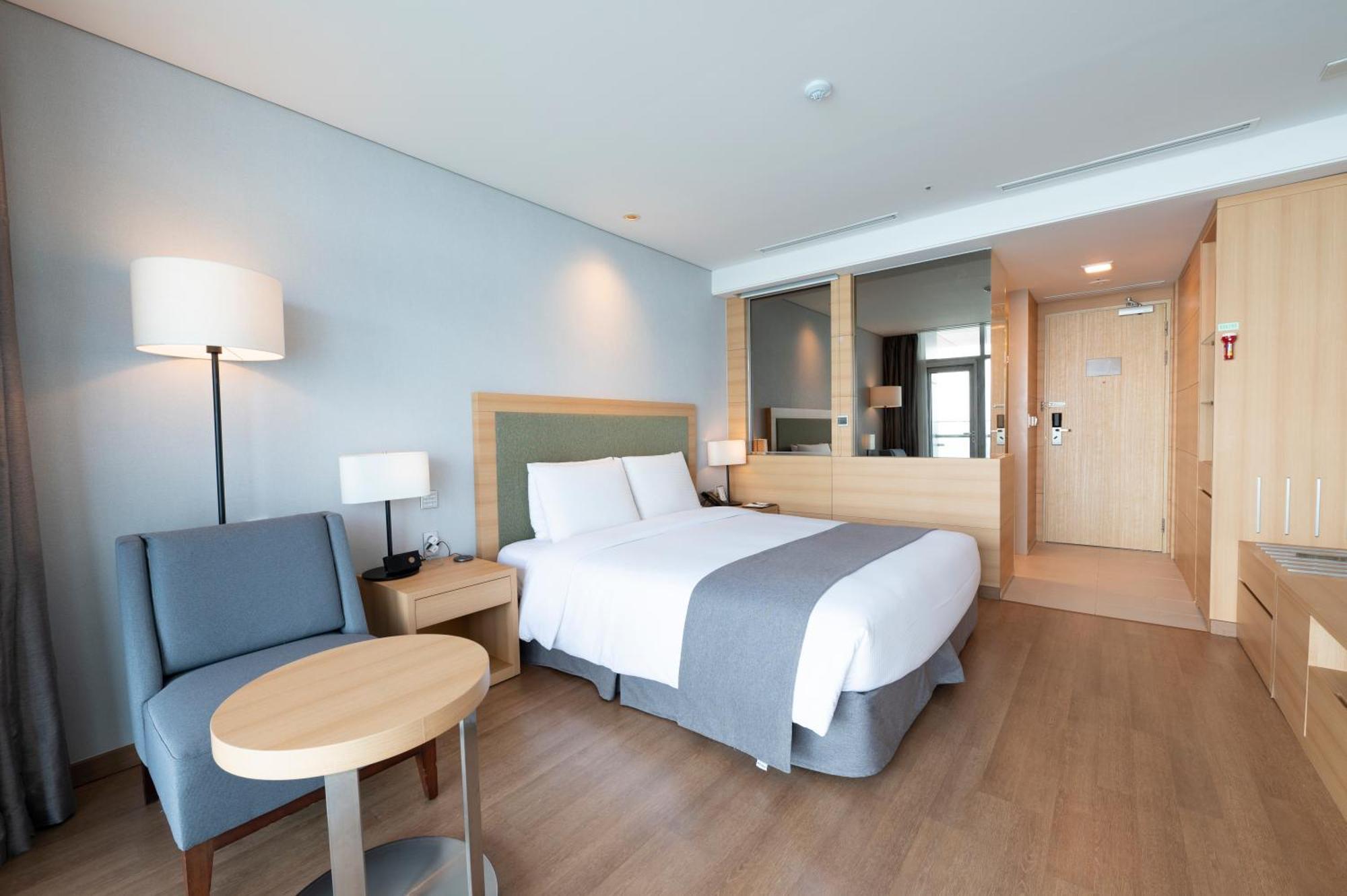 Hidden Bay Hotel Yeosu Esterno foto