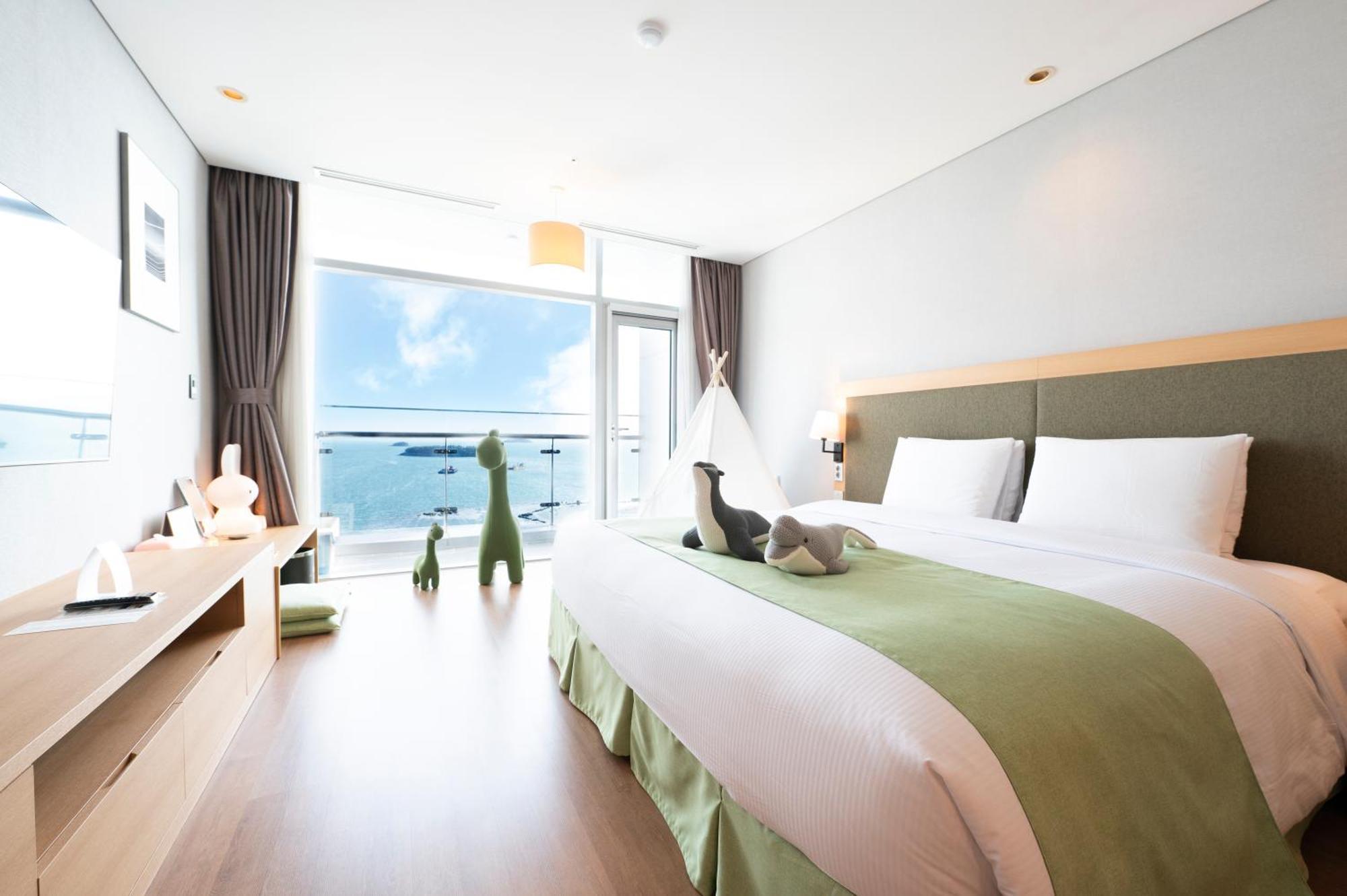 Hidden Bay Hotel Yeosu Esterno foto